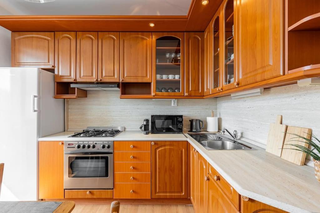 Duna Retreat: City Serenity Bratislava Luaran gambar
